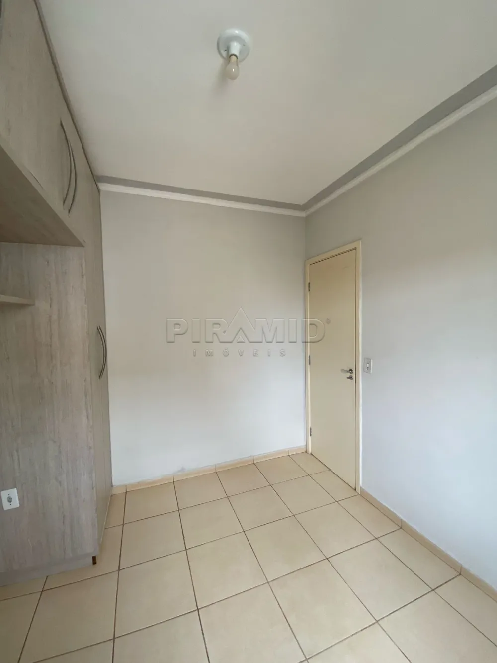 Alugar Apartamento / Padr&atilde;o em Ribeir&atilde;o Preto R$ 1.520,00 - Foto 8