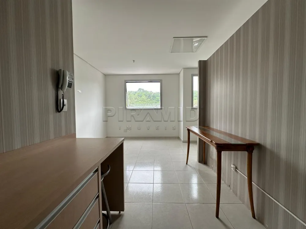 Alugar Comercial / Sala em Ribeir&atilde;o Preto R$ 2.400,00 - Foto 3