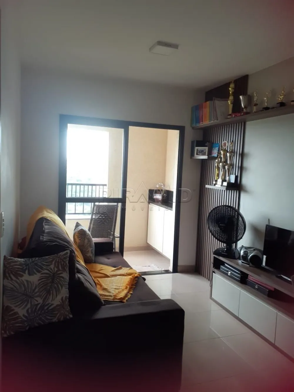 Comprar Apartamento / Padr&atilde;o em Ribeir&atilde;o Preto R$ 350.000,00 - Foto 1