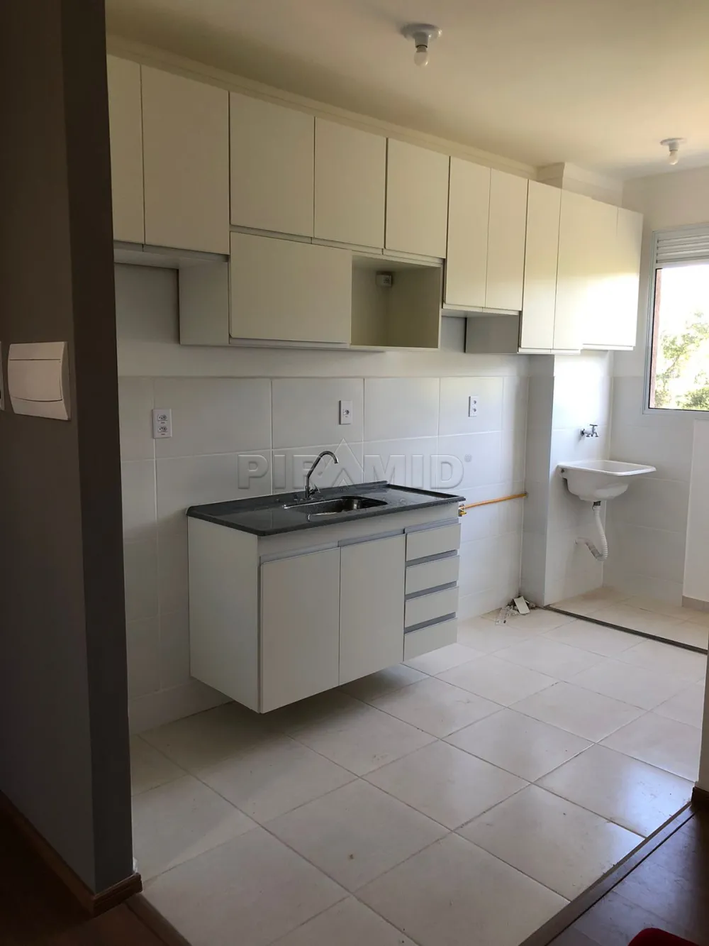 Comprar Apartamento / Padr&atilde;o em Ribeir&atilde;o Preto R$ 213.000,00 - Foto 5