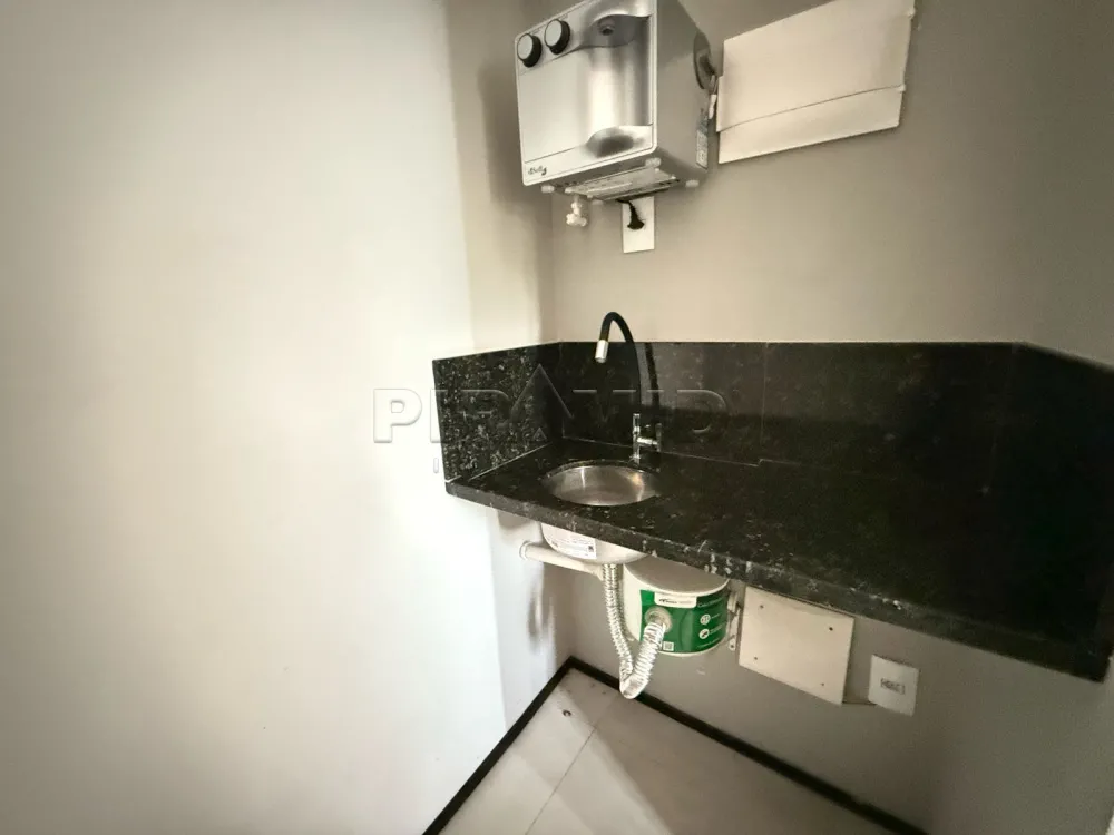 Alugar Comercial / Sala em Ribeir&atilde;o Preto R$ 4.000,00 - Foto 9