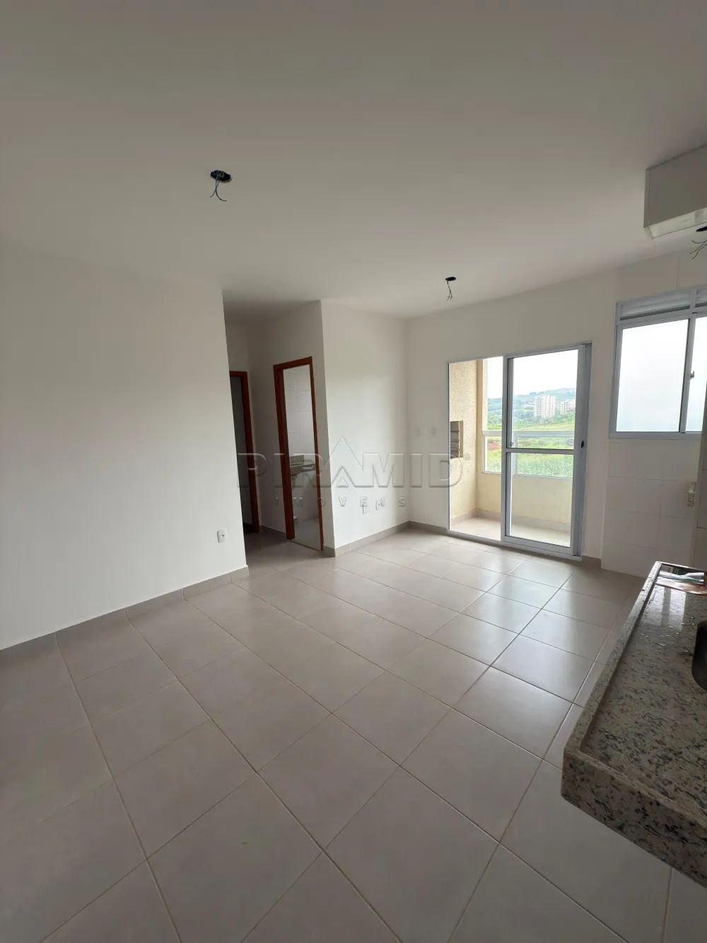 Alugar Apartamento / Padr&atilde;o em Ribeir&atilde;o Preto R$ 2.050,00 - Foto 1