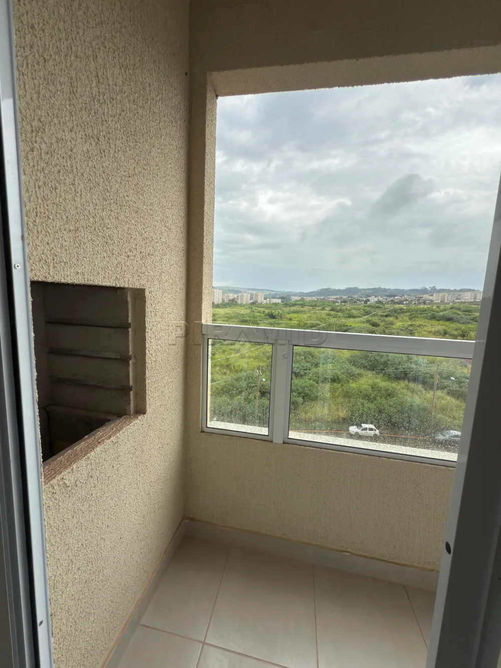 Alugar Apartamento / Padr&atilde;o em Ribeir&atilde;o Preto R$ 2.050,00 - Foto 3