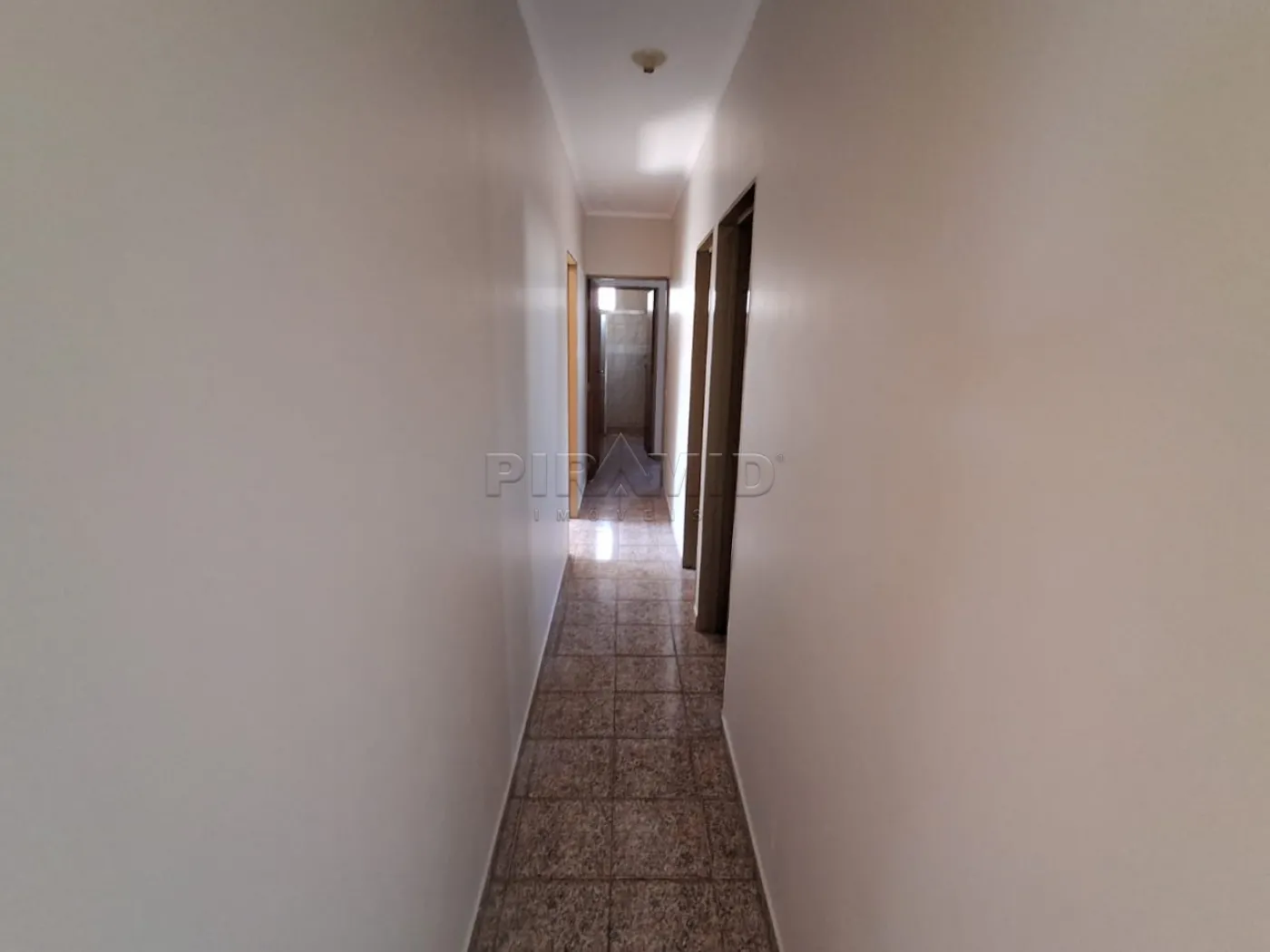 Alugar Apartamento / Padr&atilde;o em Ribeir&atilde;o Preto R$ 1.600,00 - Foto 3