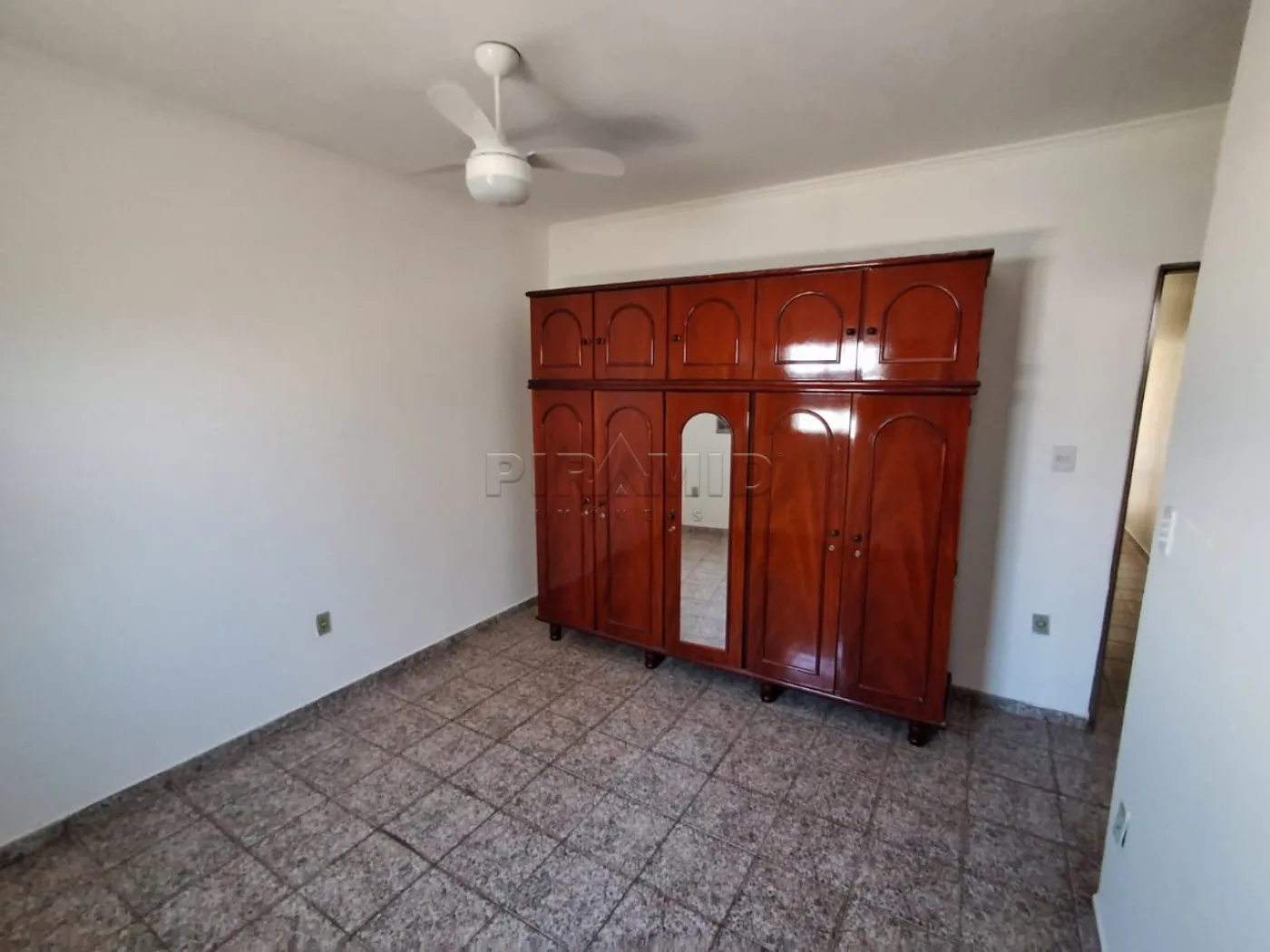 Alugar Apartamento / Padr&atilde;o em Ribeir&atilde;o Preto R$ 1.600,00 - Foto 10