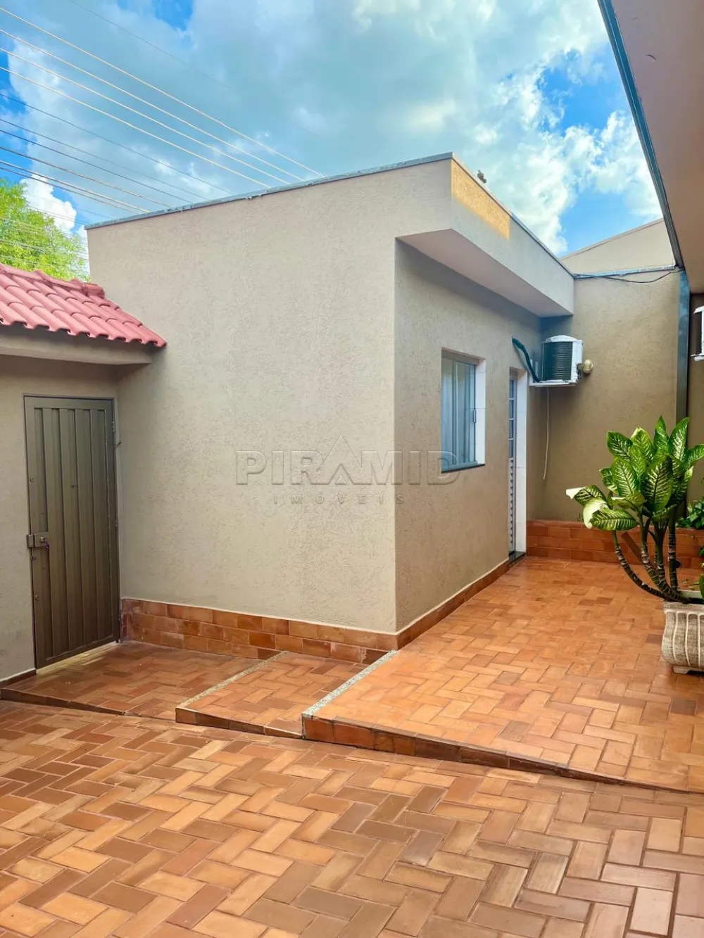Comprar Casa / Padr&atilde;o em Ribeir&atilde;o Preto R$ 520.000,00 - Foto 2