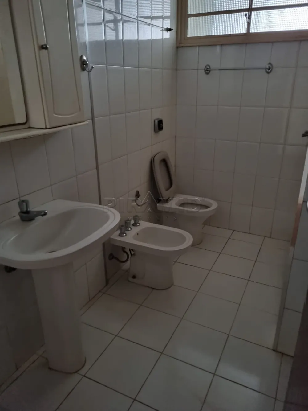 Alugar Apartamento / Padr&atilde;o em Ribeir&atilde;o Preto R$ 700,00 - Foto 4
