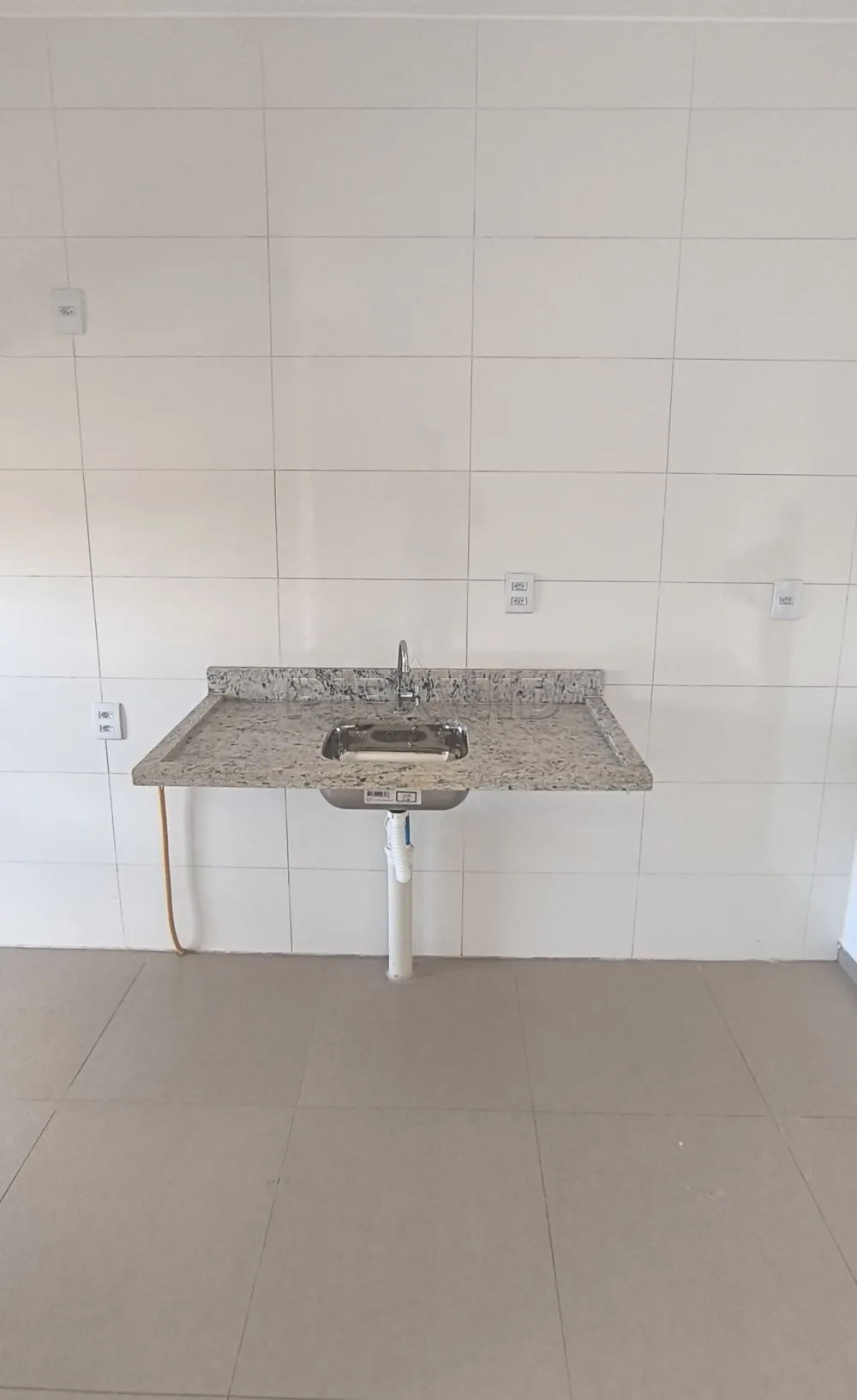 Alugar Apartamento / Padr&atilde;o em Ribeir&atilde;o Preto R$ 1.150,00 - Foto 17