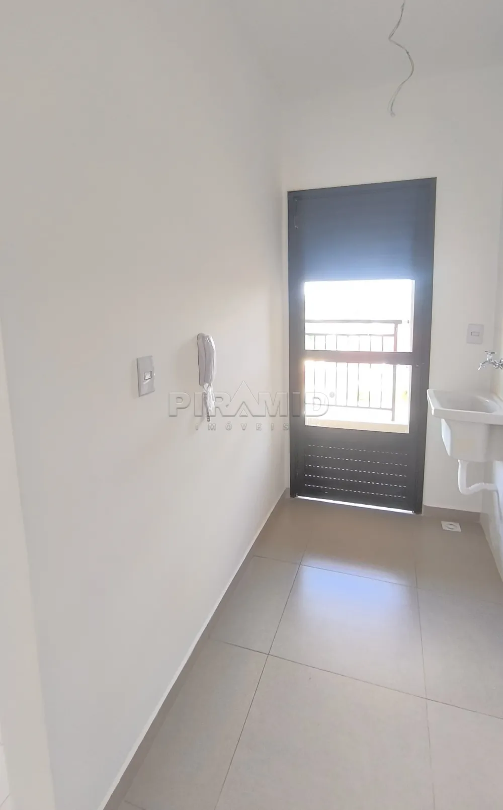 Alugar Apartamento / Padr&atilde;o em Ribeir&atilde;o Preto R$ 1.150,00 - Foto 18