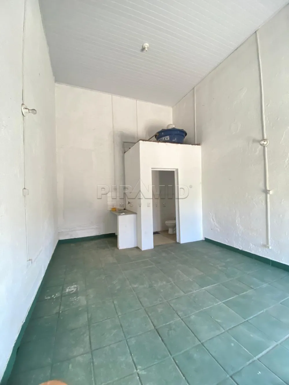 Alugar Comercial / Sal&atilde;o em Ribeir&atilde;o Preto R$ 900,00 - Foto 2