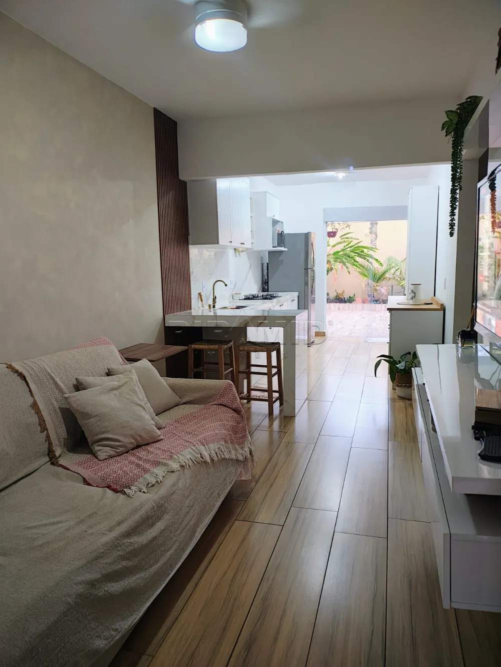 Comprar Casa / Padr&atilde;o em Ribeir&atilde;o Preto R$ 340.000,00 - Foto 3