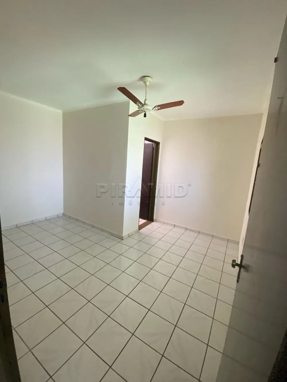 Comprar Casa / Padr&atilde;o em Ribeir&atilde;o Preto R$ 380.000,00 - Foto 12