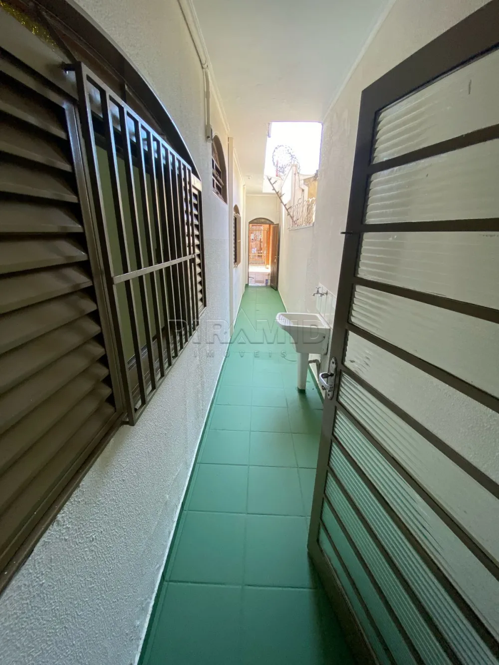 Comprar Casa / Padr&atilde;o em Ribeir&atilde;o Preto R$ 380.000,00 - Foto 17