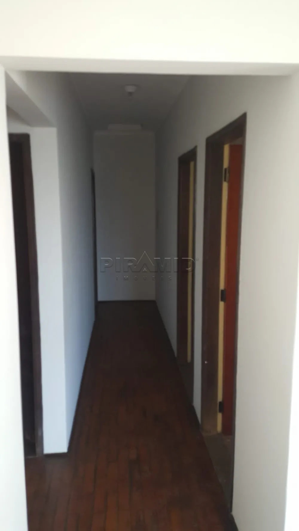 Alugar Casa / Padr&atilde;o em Ribeir&atilde;o Preto R$ 2.000,00 - Foto 3