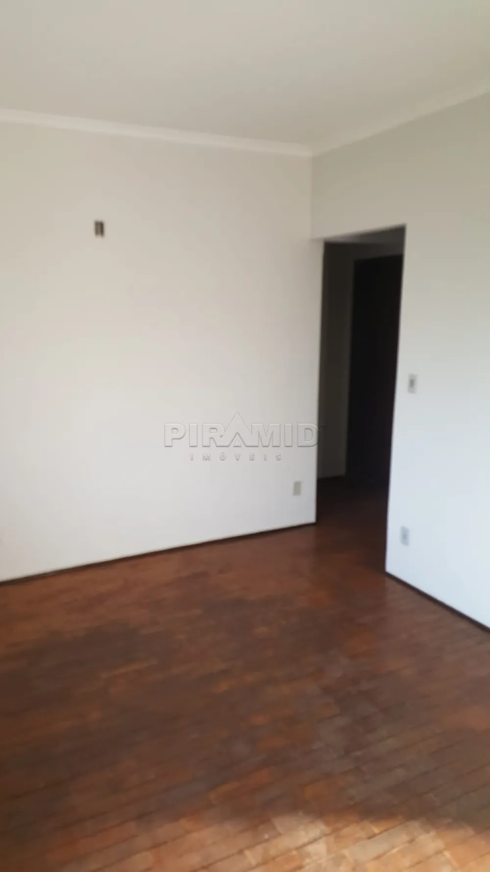 Alugar Casa / Padr&atilde;o em Ribeir&atilde;o Preto R$ 2.000,00 - Foto 5