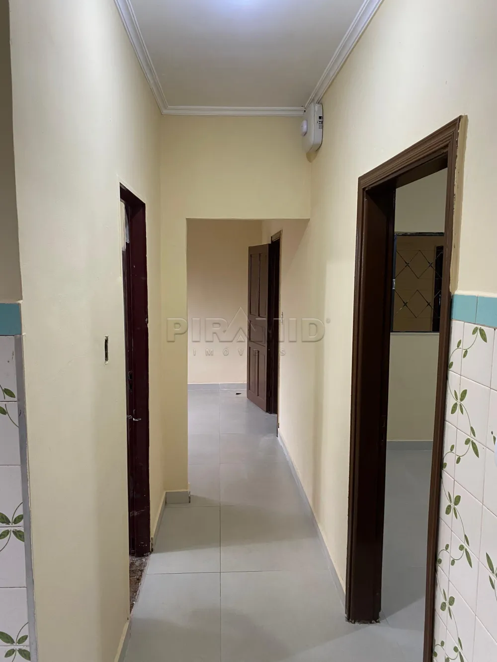 Comprar Casa / Padr&atilde;o em Ribeir&atilde;o Preto R$ 260.000,00 - Foto 3