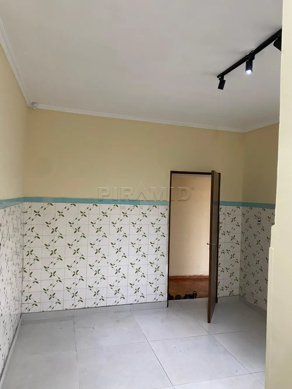 Comprar Casa / Padr&atilde;o em Ribeir&atilde;o Preto R$ 260.000,00 - Foto 11