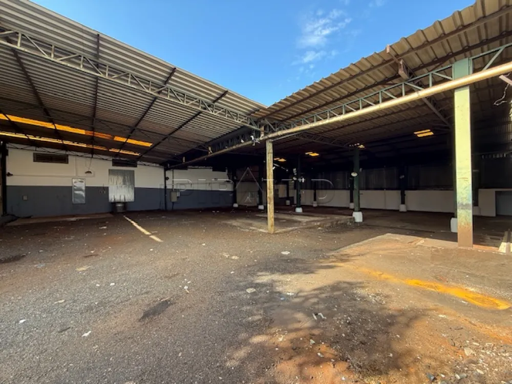 Alugar Comercial / Galp&atilde;o  Barrac&atilde;o em Ribeir&atilde;o Preto R$ 8.500,00 - Foto 1