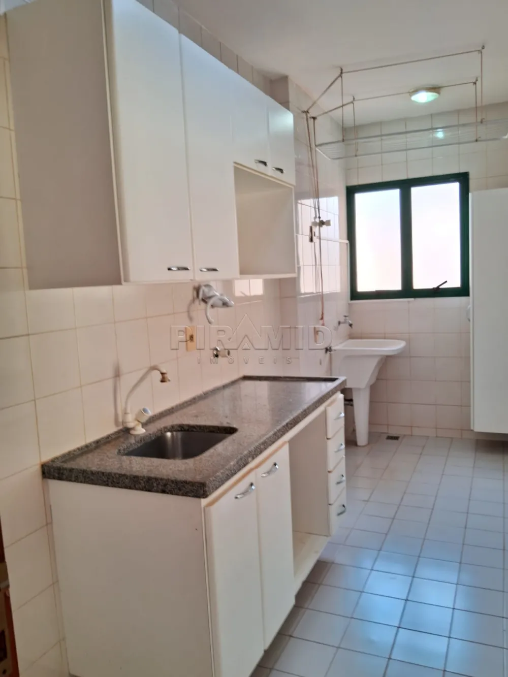 Alugar Apartamento / Padr&atilde;o em Ribeir&atilde;o Preto R$ 1.800,00 - Foto 15