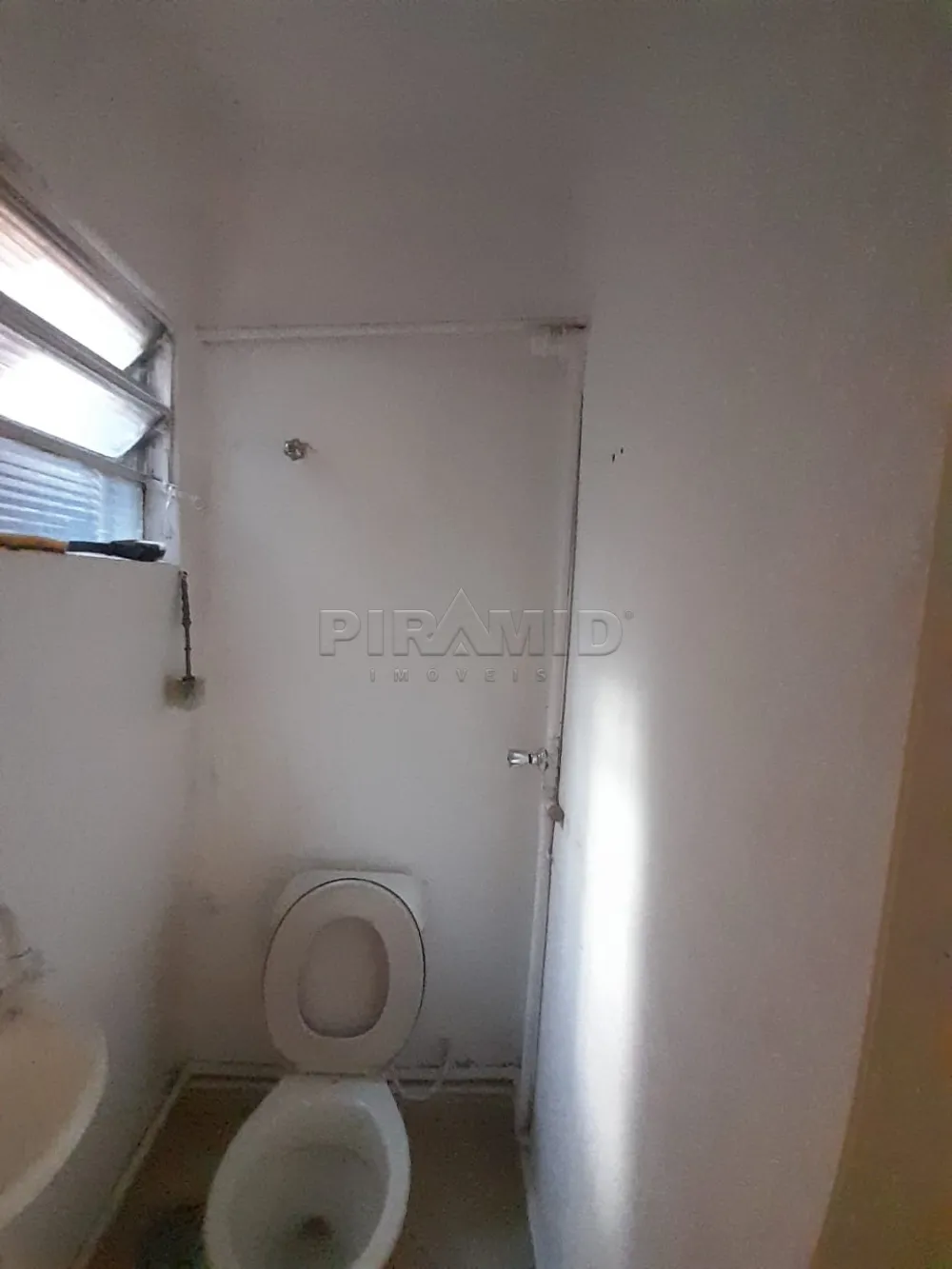 Alugar Comercial / Sala em Ribeir&atilde;o Preto R$ 800,00 - Foto 6