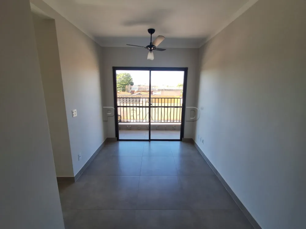 Alugar Apartamento / Padr&atilde;o em Ribeir&atilde;o Preto R$ 1.600,00 - Foto 1