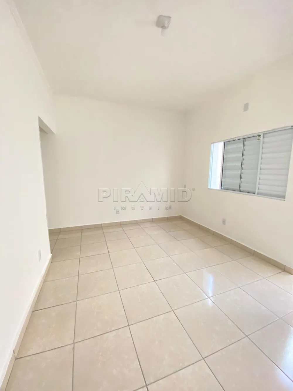 Alugar Comercial / Sala em Ribeir&atilde;o Preto R$ 1.600,00 - Foto 2