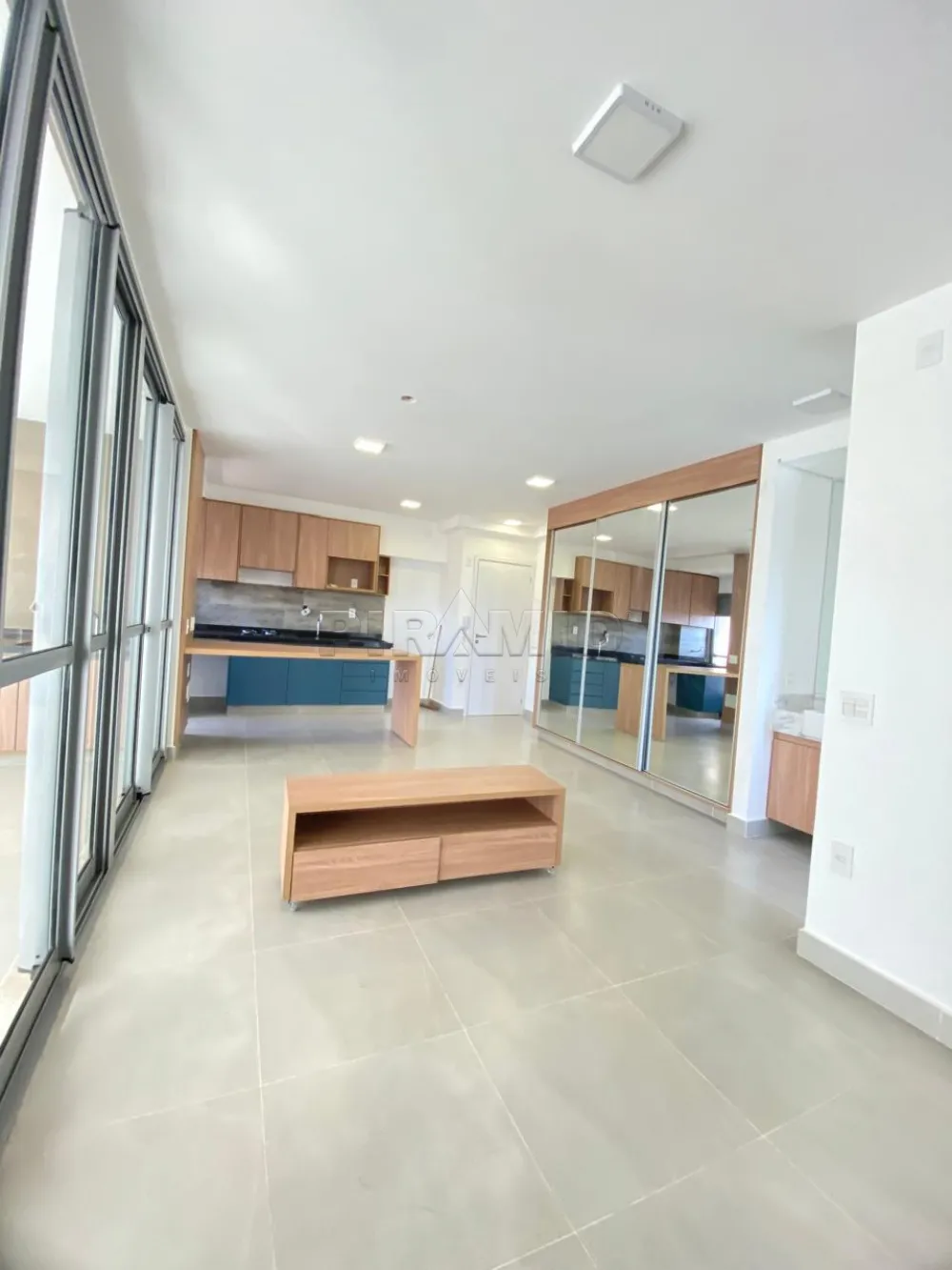 Alugar Apartamento / Padr&atilde;o em Ribeir&atilde;o Preto R$ 2.500,00 - Foto 5