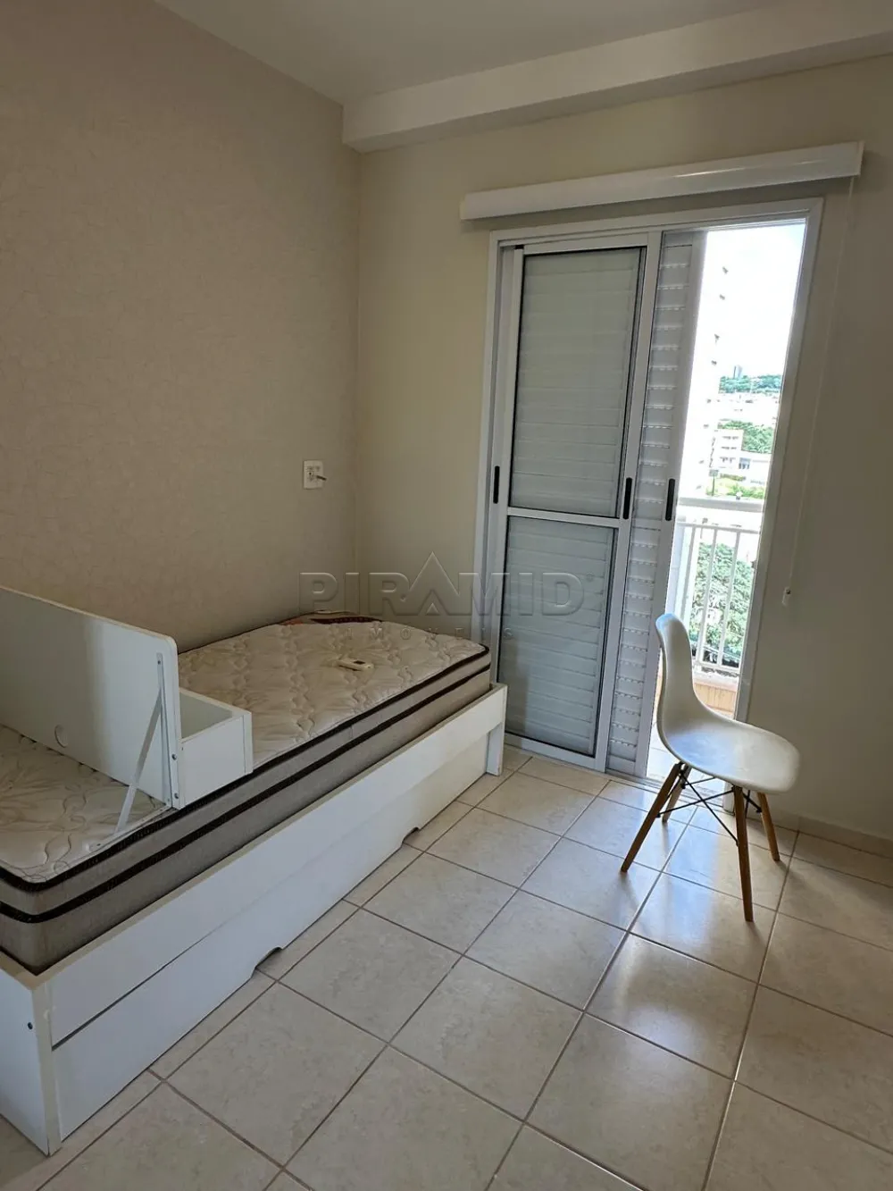 Alugar Apartamento / Padr&atilde;o em Ribeir&atilde;o Preto R$ 2.600,00 - Foto 4
