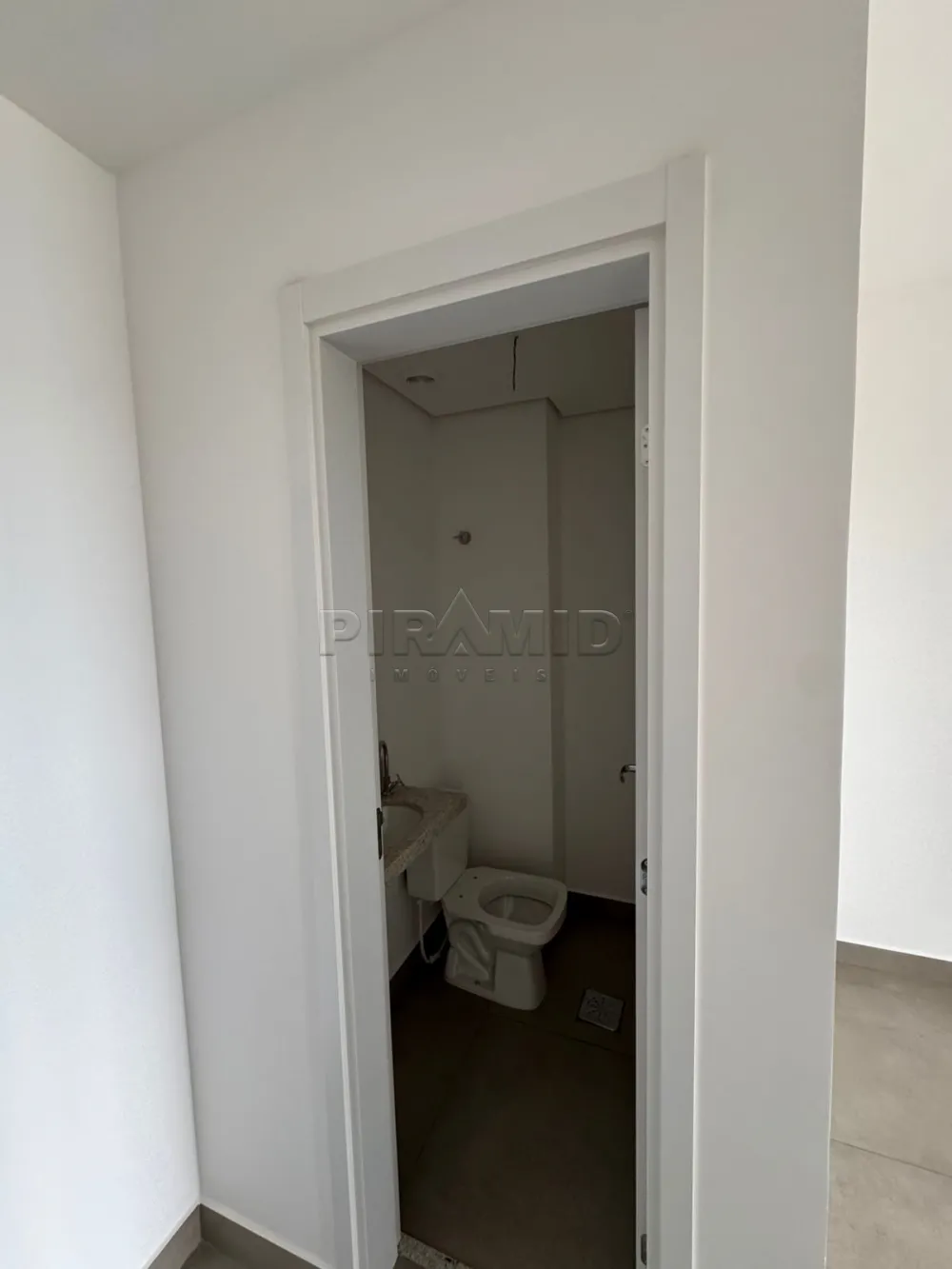 Comprar Apartamento / Padr&atilde;o em Ribeir&atilde;o Preto R$ 650.000,00 - Foto 2