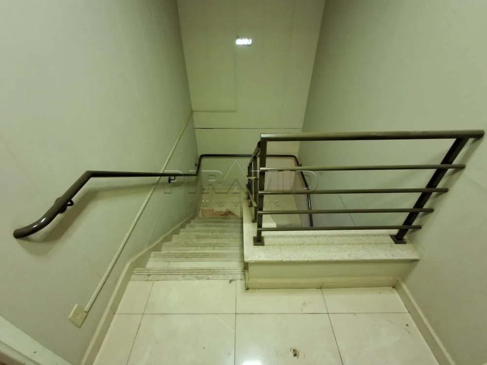 Alugar Comercial / Sala em Ribeir&atilde;o Preto R$ 2.000,00 - Foto 2