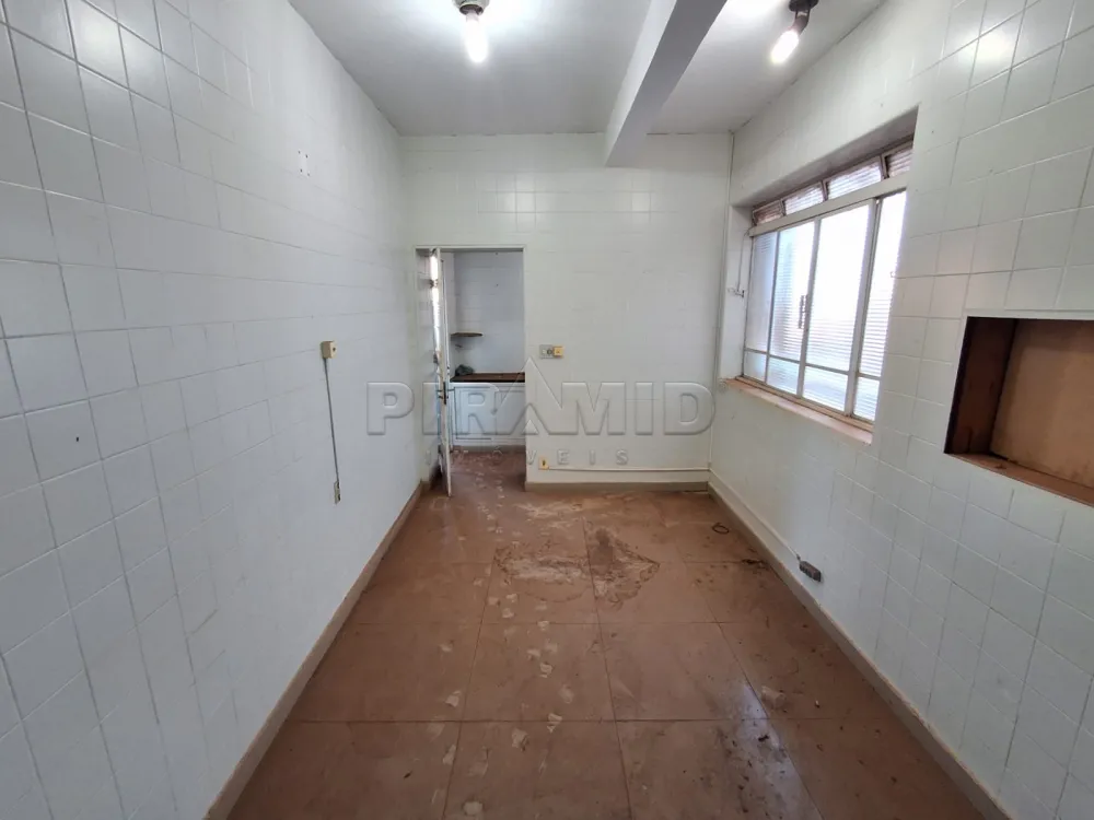 Alugar Comercial / Sala em Ribeir&atilde;o Preto R$ 2.000,00 - Foto 17