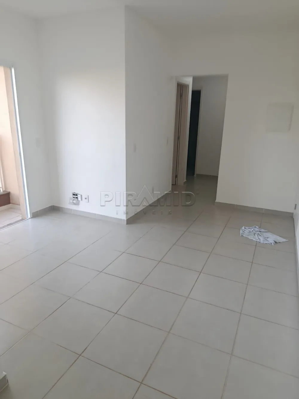 Alugar Apartamento / Padr&atilde;o em Ribeir&atilde;o Preto R$ 1.550,00 - Foto 1