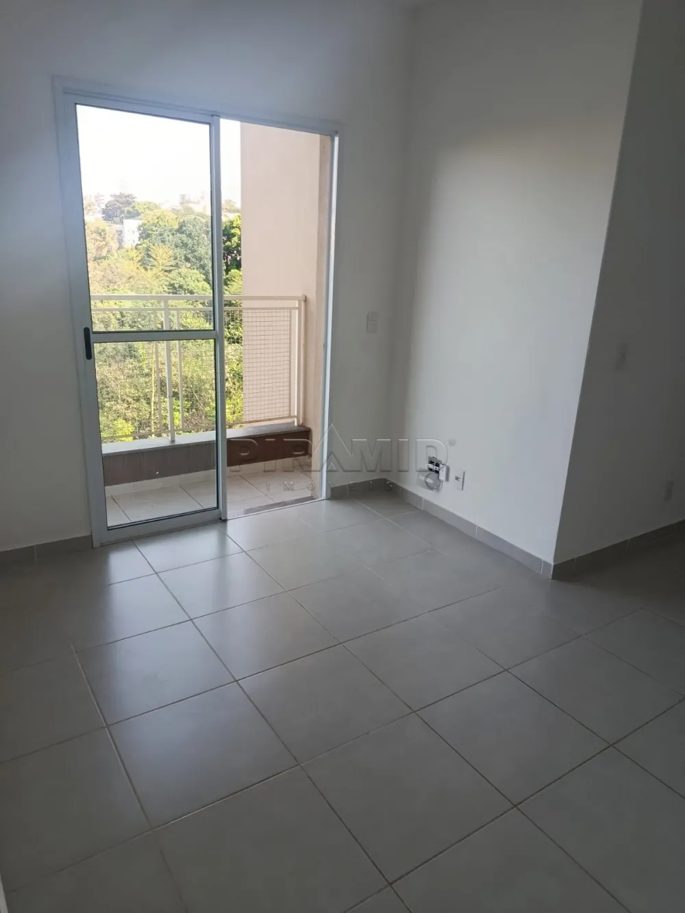 Alugar Apartamento / Padr&atilde;o em Ribeir&atilde;o Preto R$ 1.550,00 - Foto 2