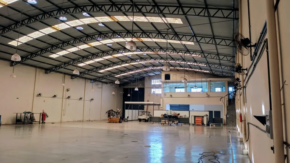 Alugar Comercial / Galp&atilde;o  Barrac&atilde;o em Ribeir&atilde;o Preto R$ 30.000,00 - Foto 1