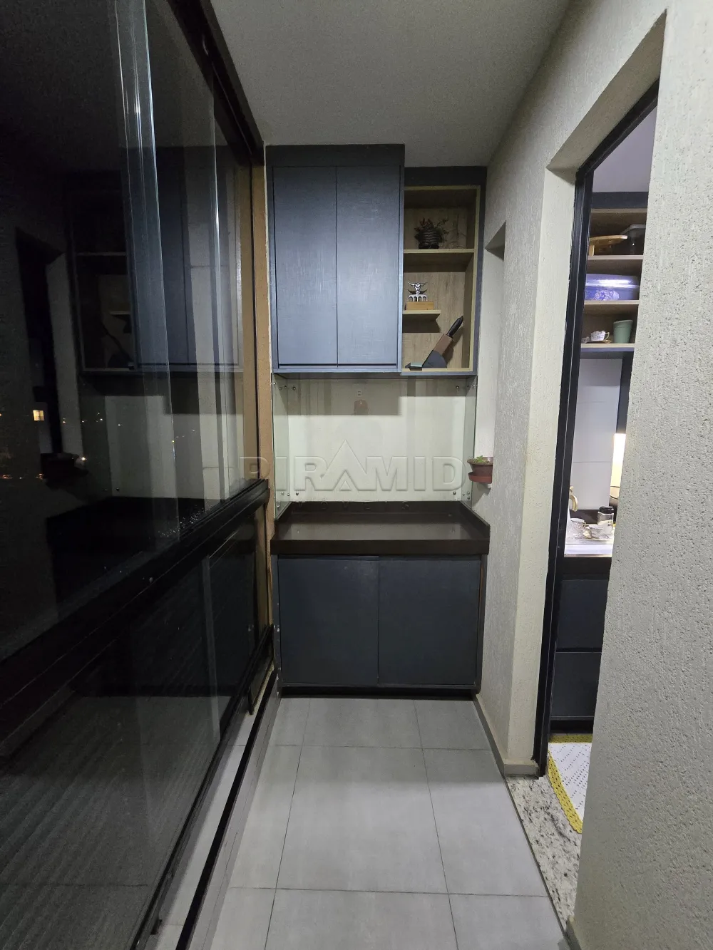 Comprar Apartamento / Padr&atilde;o em Ribeir&atilde;o Preto R$ 440.000,00 - Foto 4