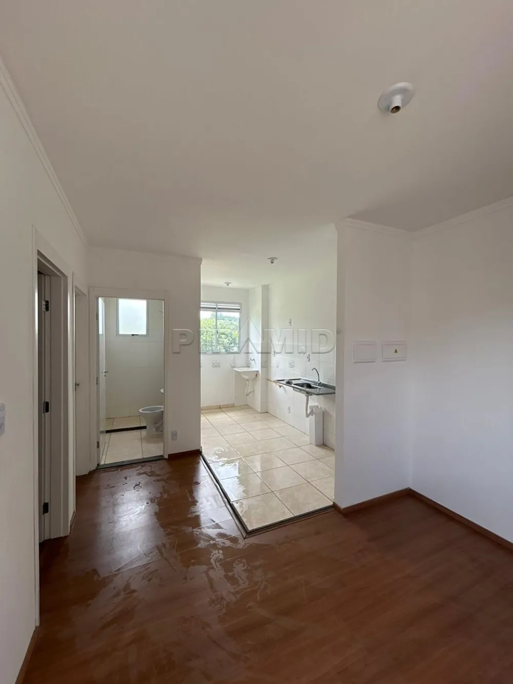 Comprar Apartamento / Padr&atilde;o em Ribeir&atilde;o Preto R$ 185.000,00 - Foto 3