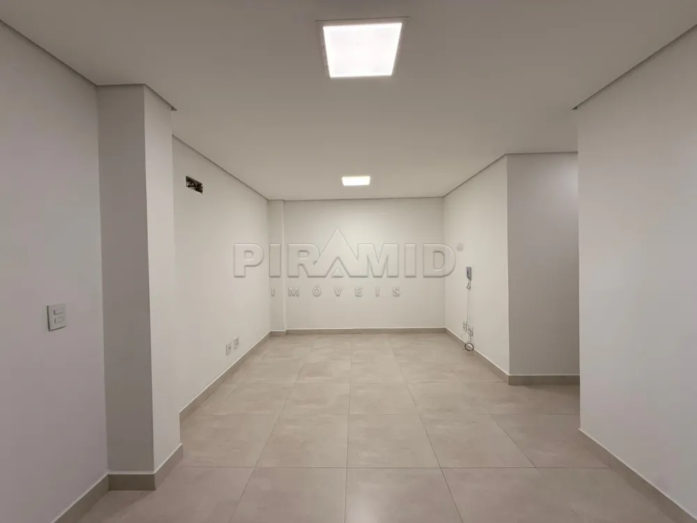 Alugar Comercial / Sala em Ribeir&atilde;o Preto R$ 2.100,00 - Foto 3