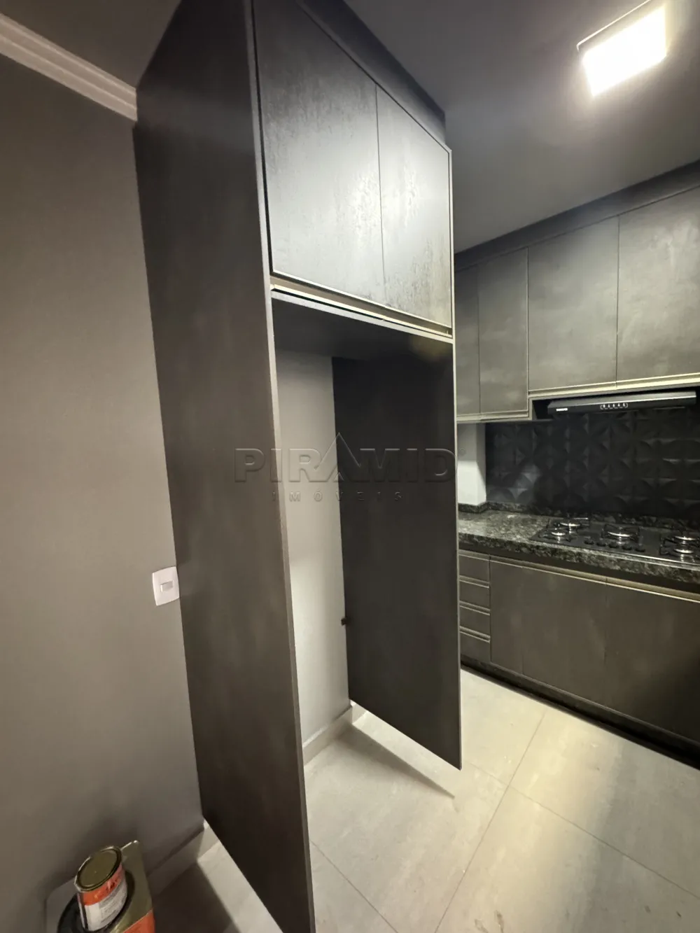 Alugar Apartamento / Padr&atilde;o em Ribeir&atilde;o Preto R$ 1.600,00 - Foto 6
