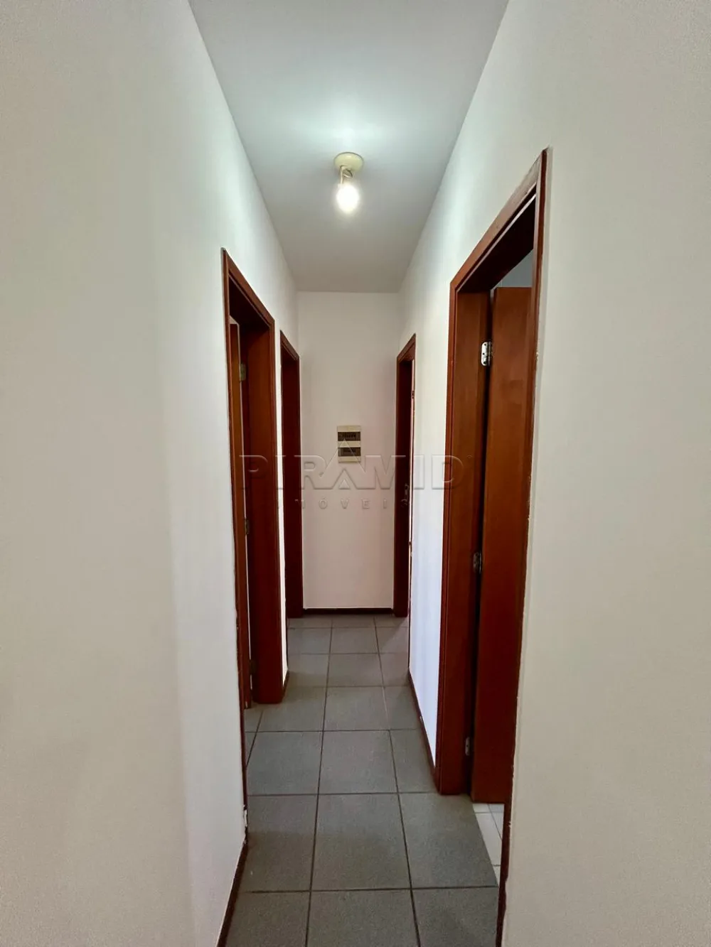Alugar Apartamento / Padr&atilde;o em Ribeir&atilde;o Preto R$ 1.400,00 - Foto 12