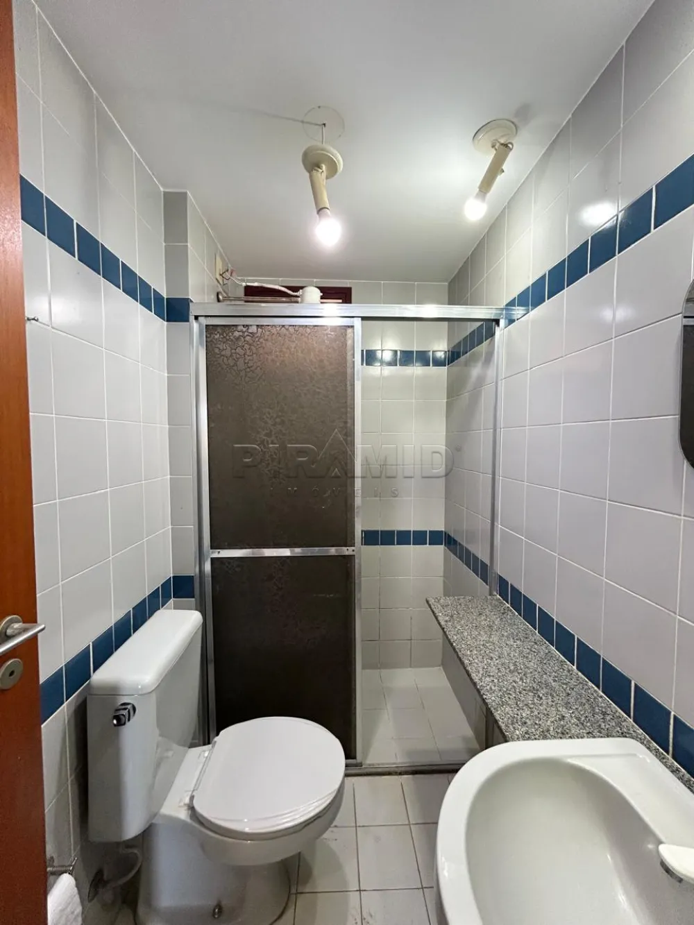 Alugar Apartamento / Padr&atilde;o em Ribeir&atilde;o Preto R$ 1.400,00 - Foto 14