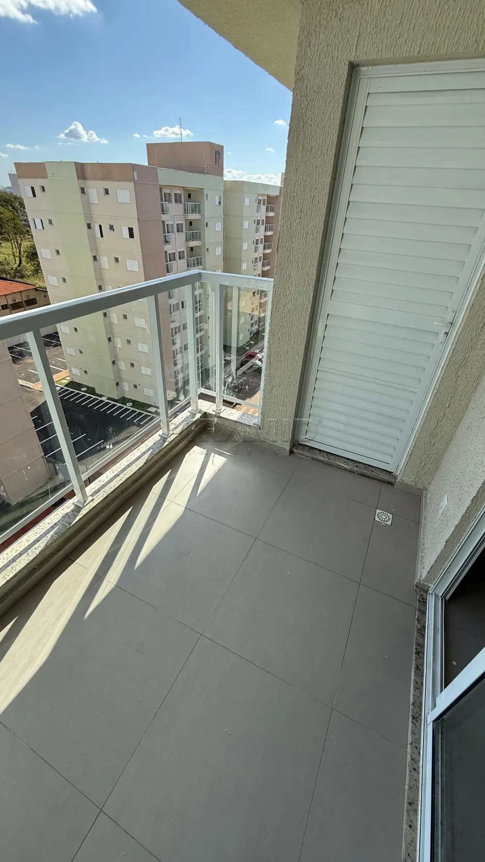 Comprar Apartamento / Padr&atilde;o em Ribeir&atilde;o Preto R$ 300.000,00 - Foto 2