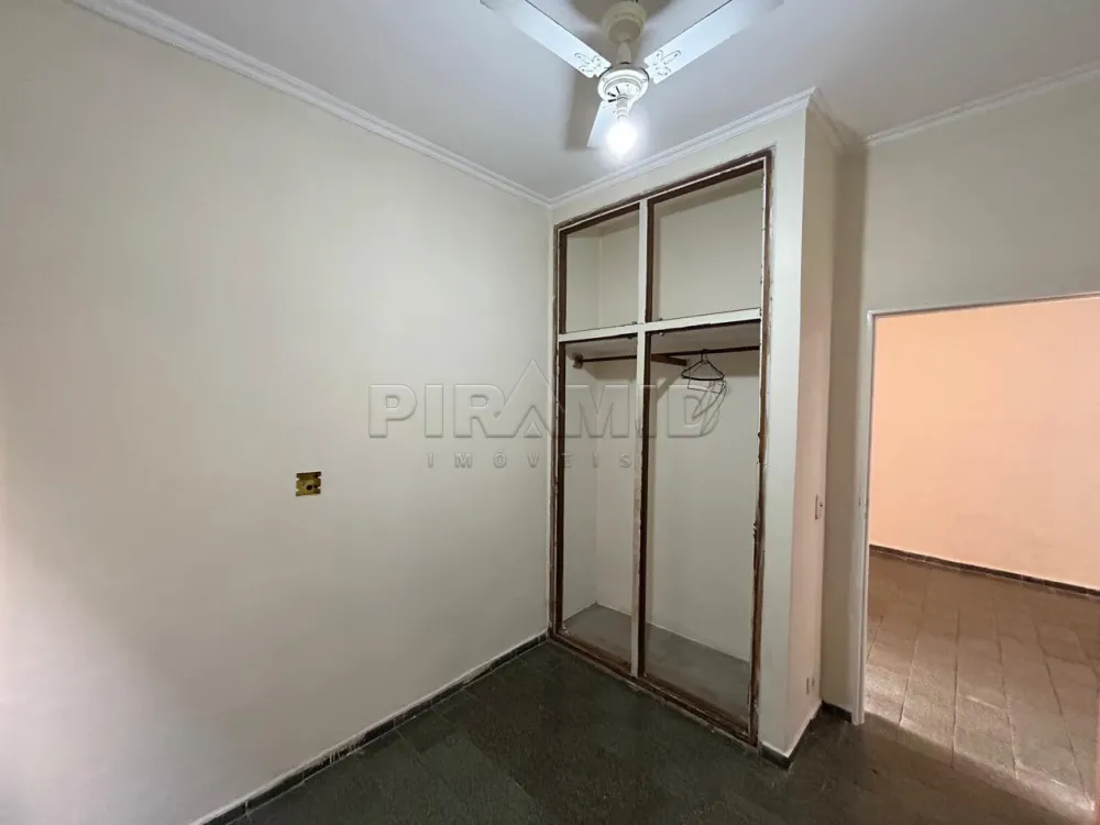 Comprar Casa / Padr&atilde;o em Ribeir&atilde;o Preto R$ 450.000,00 - Foto 13