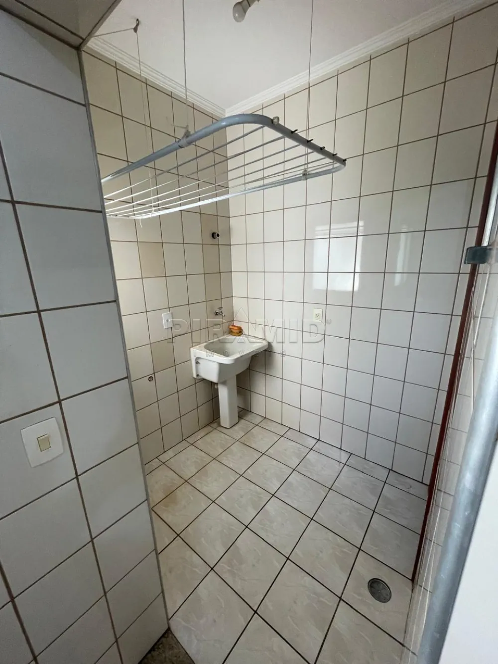 Alugar Apartamento / Padr&atilde;o em Ribeir&atilde;o Preto R$ 2.200,00 - Foto 14