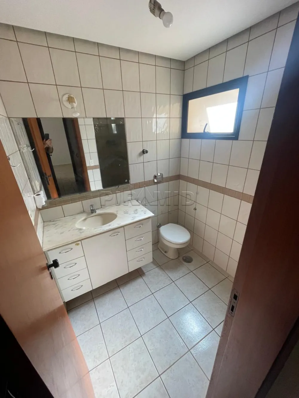 Alugar Apartamento / Padr&atilde;o em Ribeir&atilde;o Preto R$ 2.200,00 - Foto 6