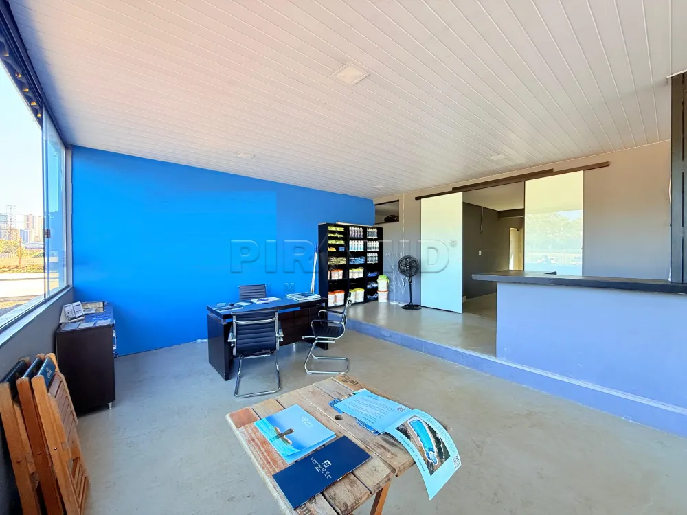 Alugar Comercial / Sal&atilde;o em Ribeir&atilde;o Preto R$ 3.200,00 - Foto 1