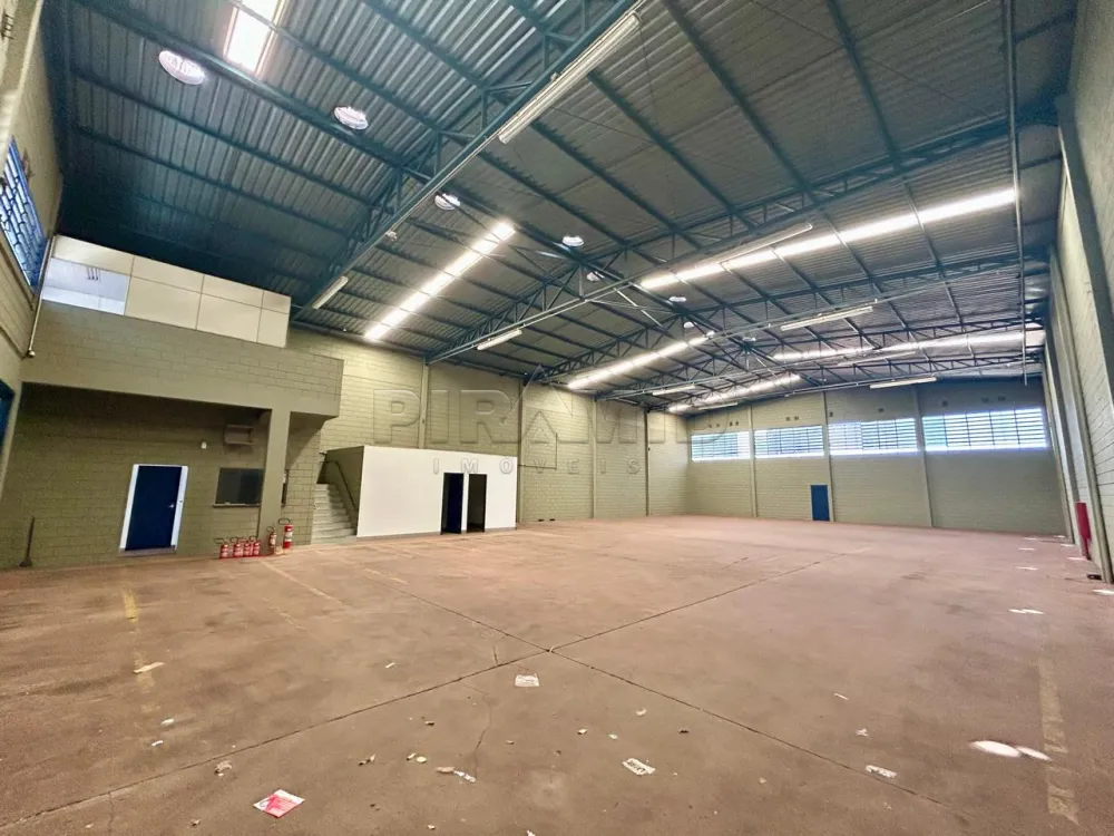 Alugar Comercial / Galp&atilde;o  Barrac&atilde;o em Ribeir&atilde;o Preto R$ 18.000,00 - Foto 1