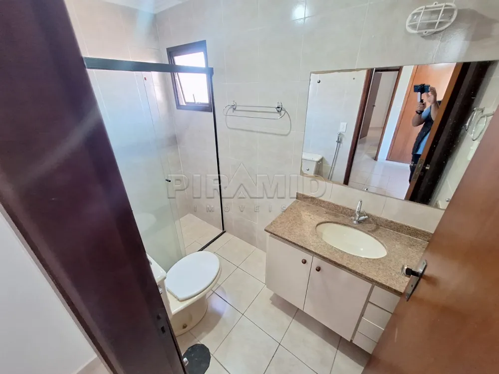 Alugar Apartamento / Padr&atilde;o em Ribeir&atilde;o Preto R$ 1.650,00 - Foto 12