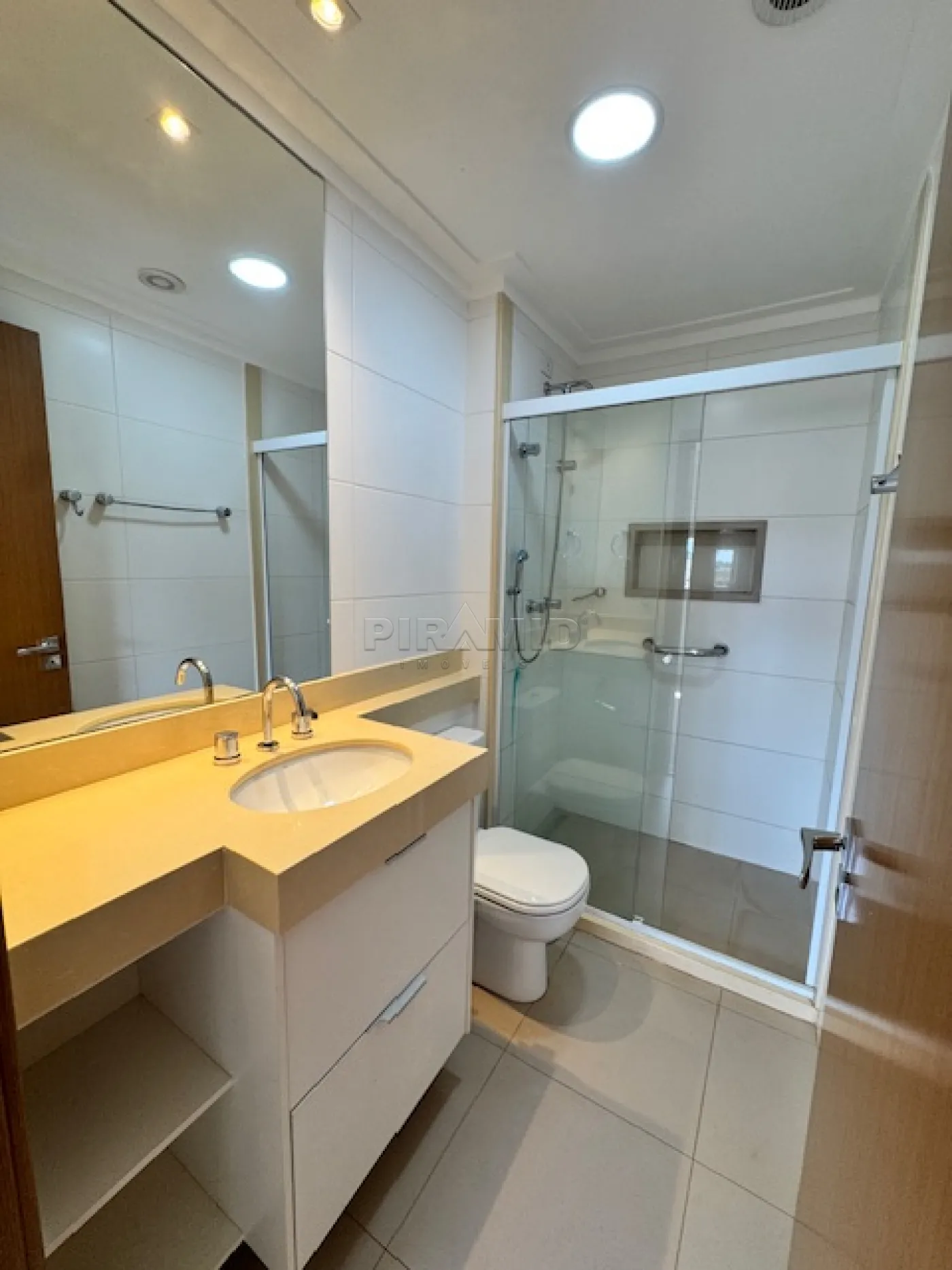 Alugar Apartamento / Padr&atilde;o em Ribeir&atilde;o Preto R$ 5.500,00 - Foto 17