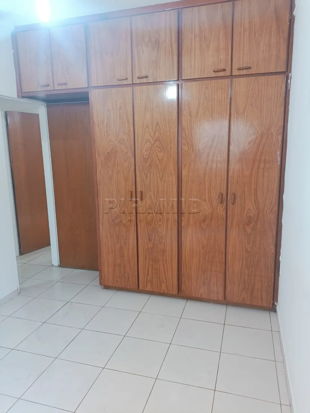 Alugar Apartamento / Padr&atilde;o em Ribeir&atilde;o Preto R$ 2.350,00 - Foto 8