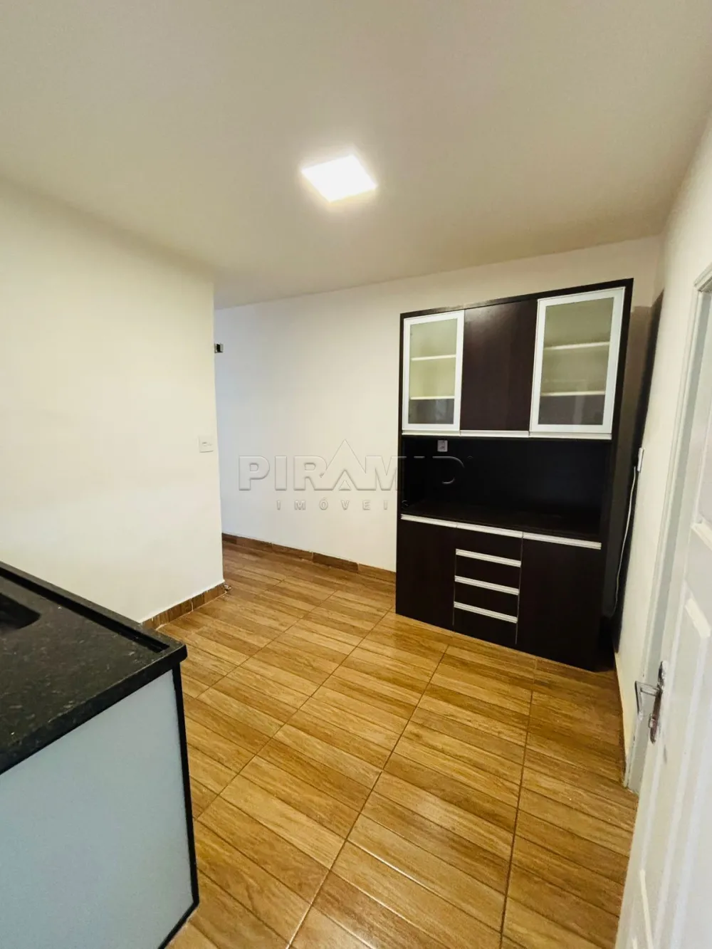 Alugar Casa / Padr&atilde;o em Ribeir&atilde;o Preto R$ 2.300,00 - Foto 11